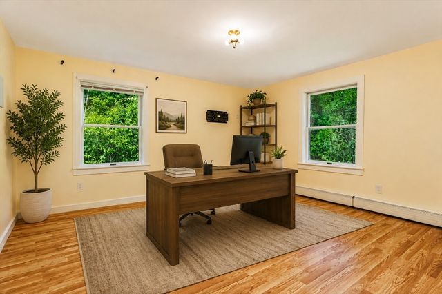 100 Stone Bridge Rd, Templeton, MA 01468