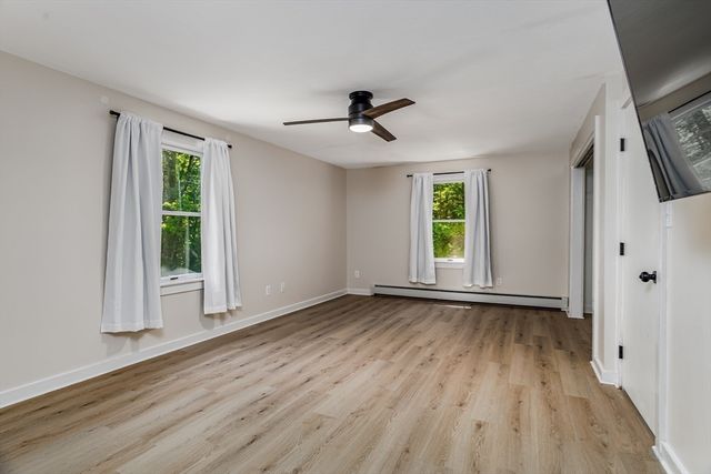 100 Stone Bridge Rd, Templeton, MA 01468