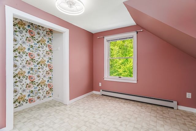 100 Stone Bridge Rd, Templeton, MA 01468