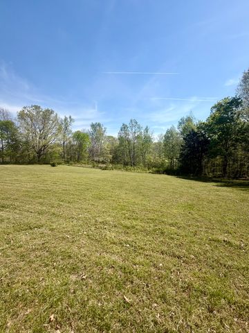 4361 York Landing Rd, Woodlawn, TN 37191