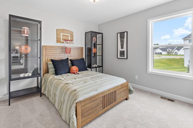 810 Walnut Court, Hanover, MN 55341