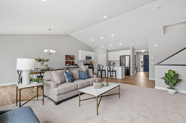 810 Walnut Court, Hanover, MN 55341