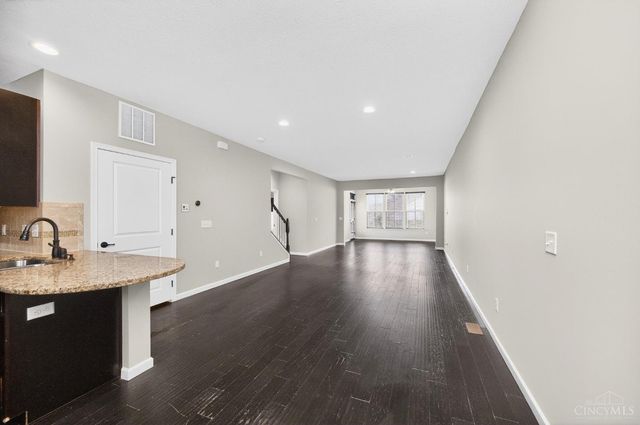 3414 Hidden Falls Court, Deerfield Twp., OH 45039