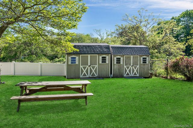 380 Clark Road, Southold, NY 11971