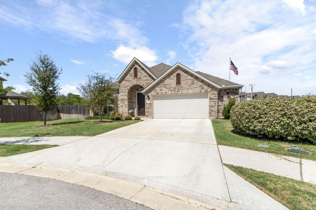 608 Roaming DR, Hutto, TX 78634