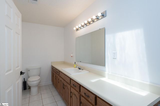 206 Mountain Crest Drive, Taylors, SC 29687