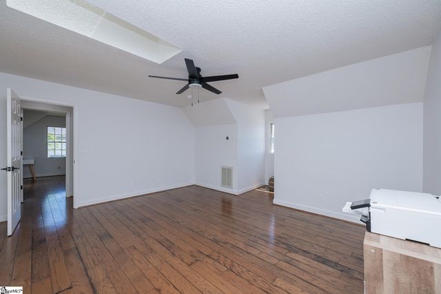 206 Mountain Crest Drive, Taylors, SC 29687