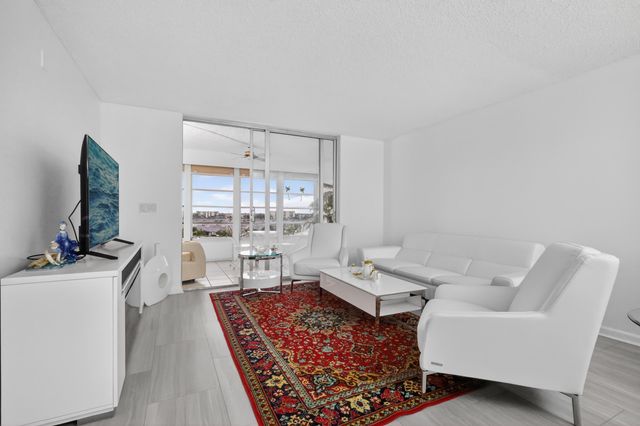 14575 Bonaire Boulevard 605, Delray Beach, FL 33446