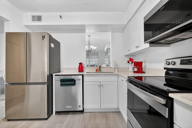 14575 Bonaire Boulevard 605, Delray Beach, FL 33446