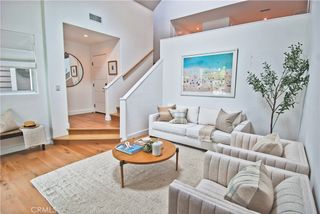 13 Catalina Court, Manhattan Beach, CA 90266