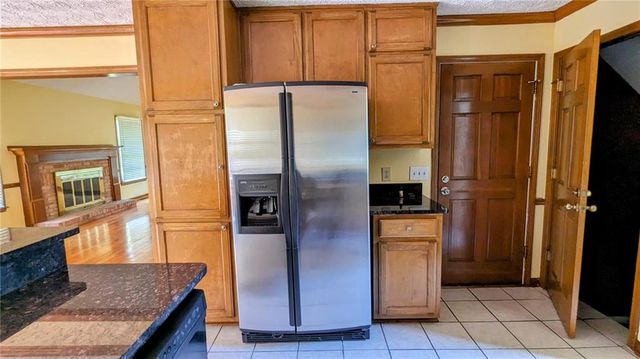 1810 Rockside Lane, Snellville, GA 30078