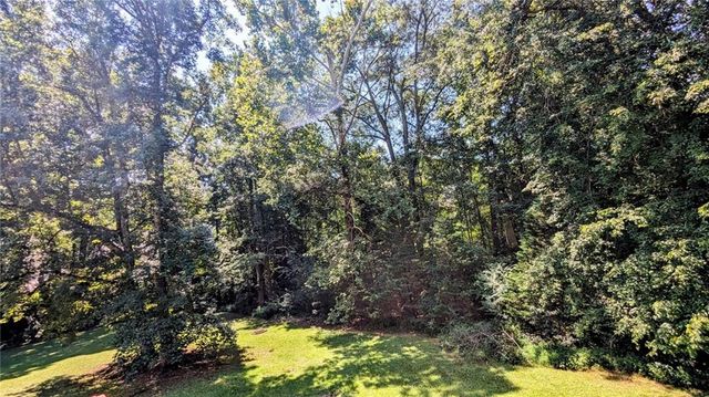 1810 Rockside Lane, Snellville, GA 30078