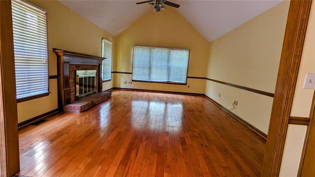 1810 Rockside Lane, Snellville, GA 30078
