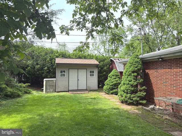 446 N NYES ROAD, Harrisburg, PA 17112