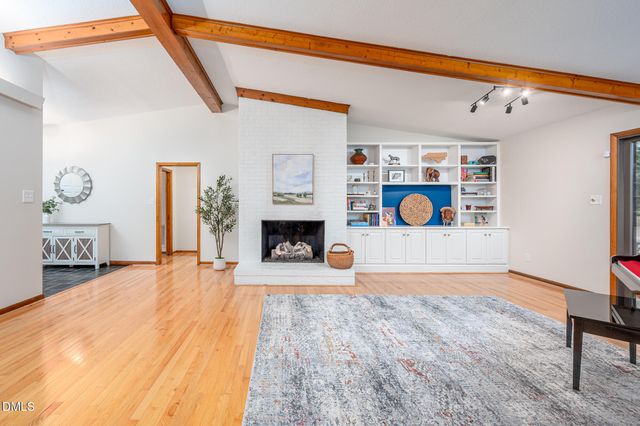 1020 Burning Tree Drive, Chapel Hill, NC 27517
