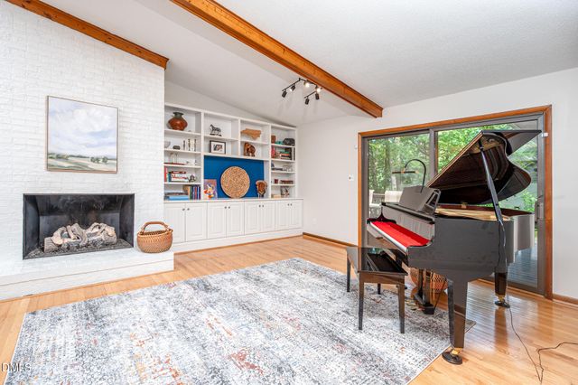 1020 Burning Tree Drive, Chapel Hill, NC 27517