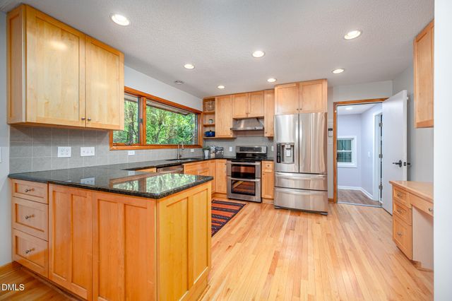 1020 Burning Tree Drive, Chapel Hill, NC 27517