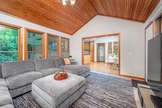 1020 Burning Tree Drive, Chapel Hill, NC 27517