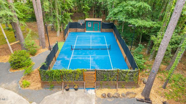 1020 Burning Tree Drive, Chapel Hill, NC 27517