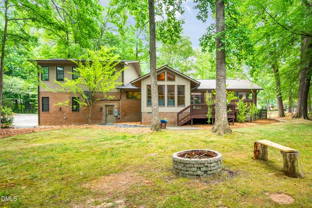 1020 Burning Tree Drive, Chapel Hill, NC 27517