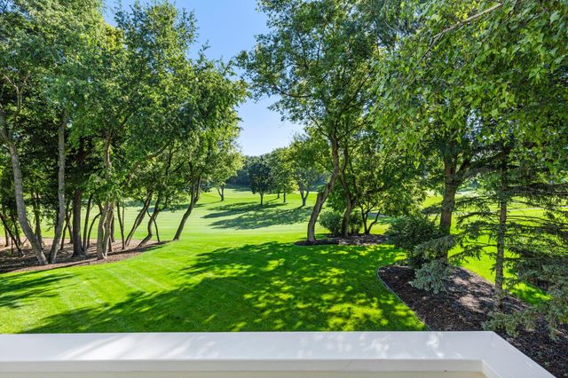 6985 Howard Lane, Eden Prairie, MN 55346