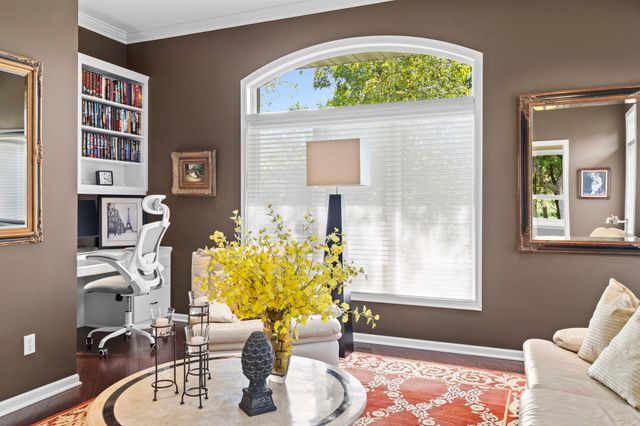 6985 Howard Lane, Eden Prairie, MN 55346