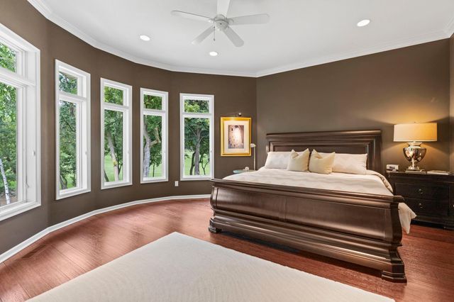 6985 Howard Lane, Eden Prairie, MN 55346