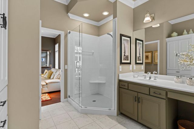 6985 Howard Lane, Eden Prairie, MN 55346