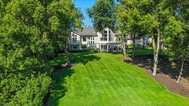 6985 Howard Lane, Eden Prairie, MN 55346