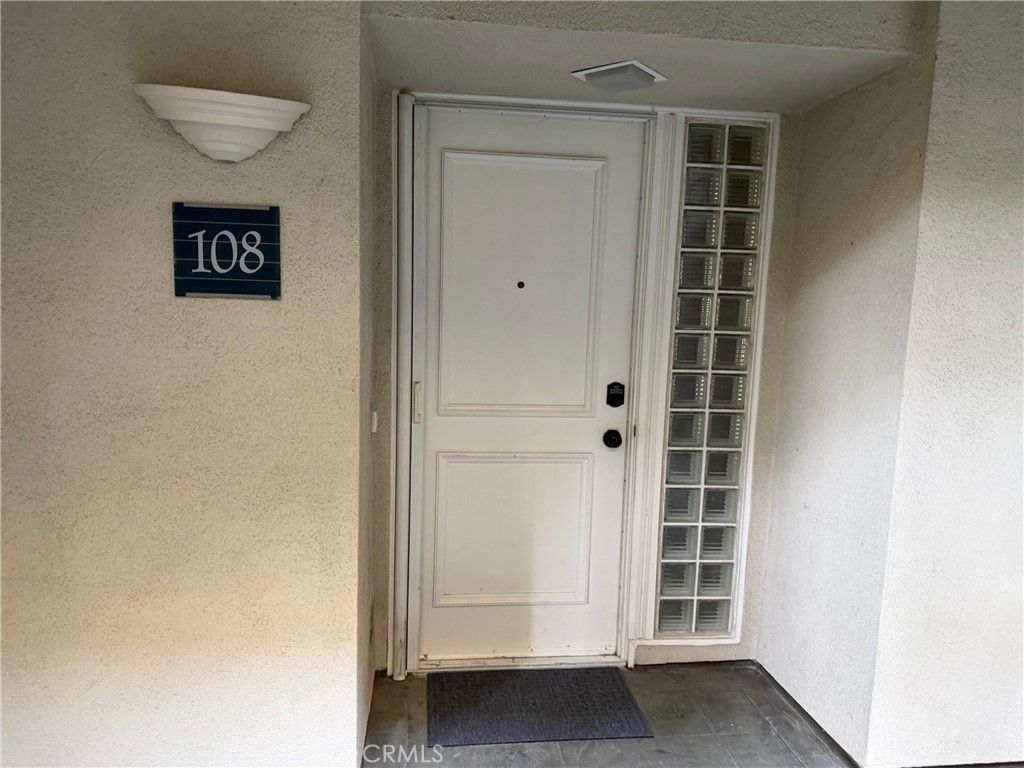 Image 20 of property listing at 2253 Martin, Irvine, CA 92612
