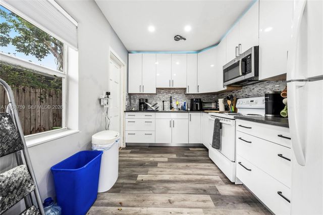 1400 NE 14th St, Fort Lauderdale, FL 33304