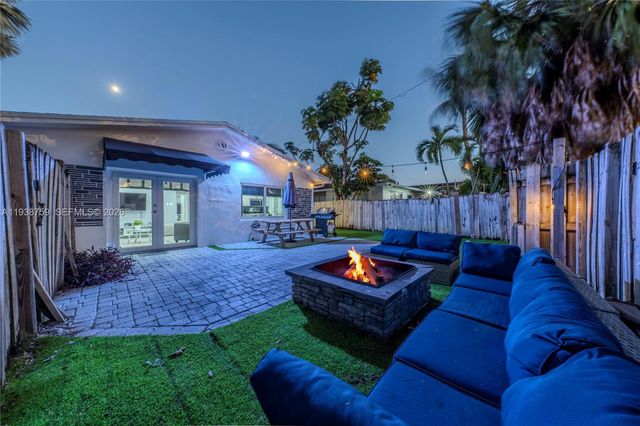 1400 NE 14th St, Fort Lauderdale, FL 33304