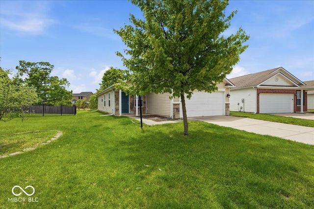 12679 Old Pond Road, Noblesville, IN 46060