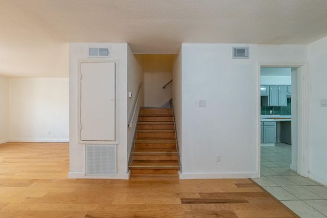 8486 Ariel Street, Houston, TX 77074