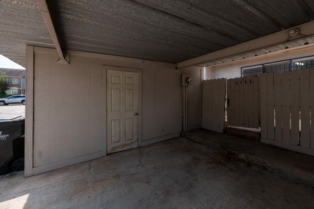 8486 Ariel Street, Houston, TX 77074