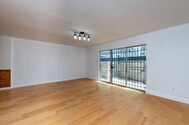 8486 Ariel Street, Houston, TX 77074