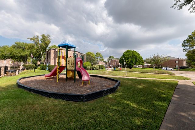 8486 Ariel Street, Houston, TX 77074