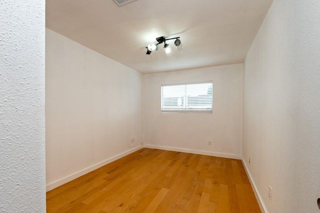 8486 Ariel Street, Houston, TX 77074