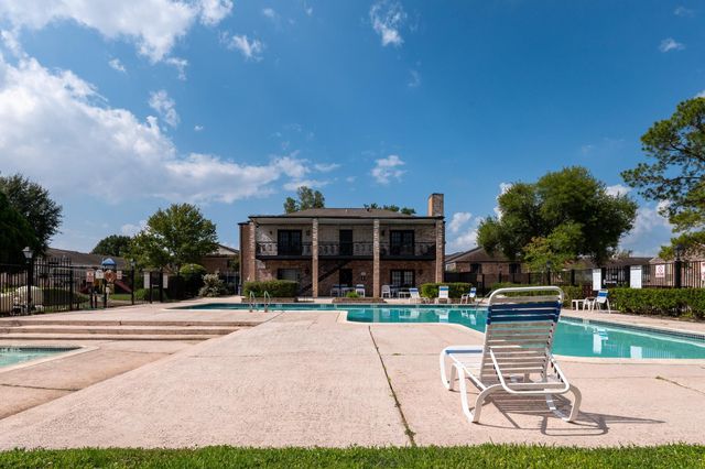 8486 Ariel Street, Houston, TX 77074