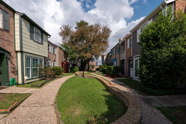 8486 Ariel Street, Houston, TX 77074