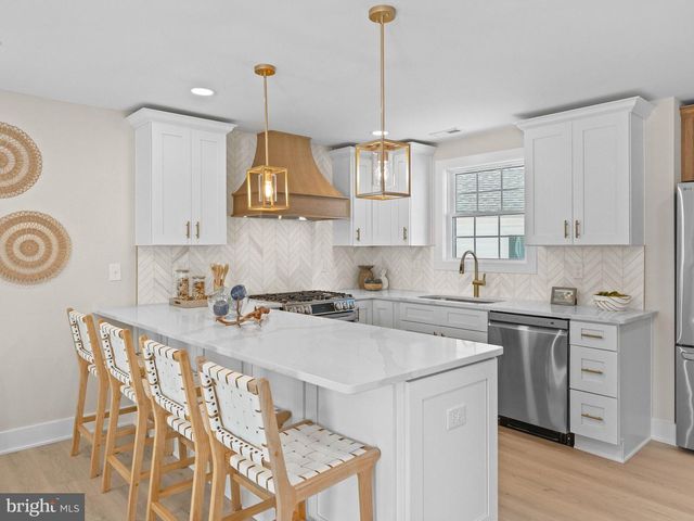 104 CRESCENT RD, Ocean City, NJ 08226