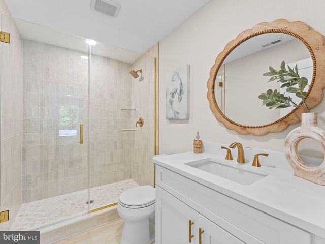 104 CRESCENT RD, Ocean City, NJ 08226