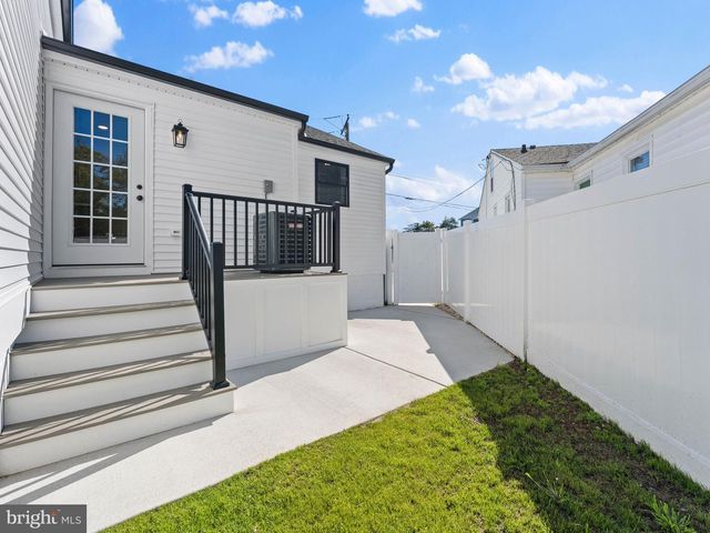 104 CRESCENT RD, Ocean City, NJ 08226