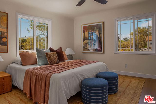 1462 Burnside Avenue, Los Angeles, CA 90019