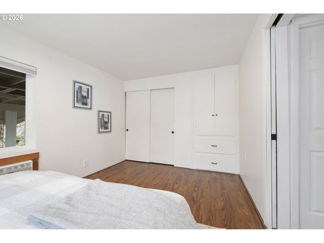 515 PEARL St, Oregon City, OR 97045