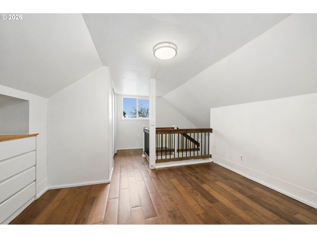 515 PEARL St, Oregon City, OR 97045