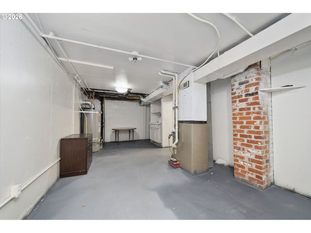 515 PEARL St, Oregon City, OR 97045