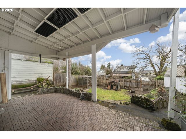 515 PEARL St, Oregon City, OR 97045