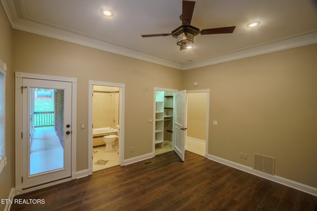 431 Thomas Loop Rd, Sevierville, TN 37876