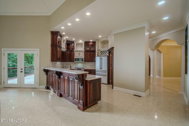 431 Thomas Loop Rd, Sevierville, TN 37876